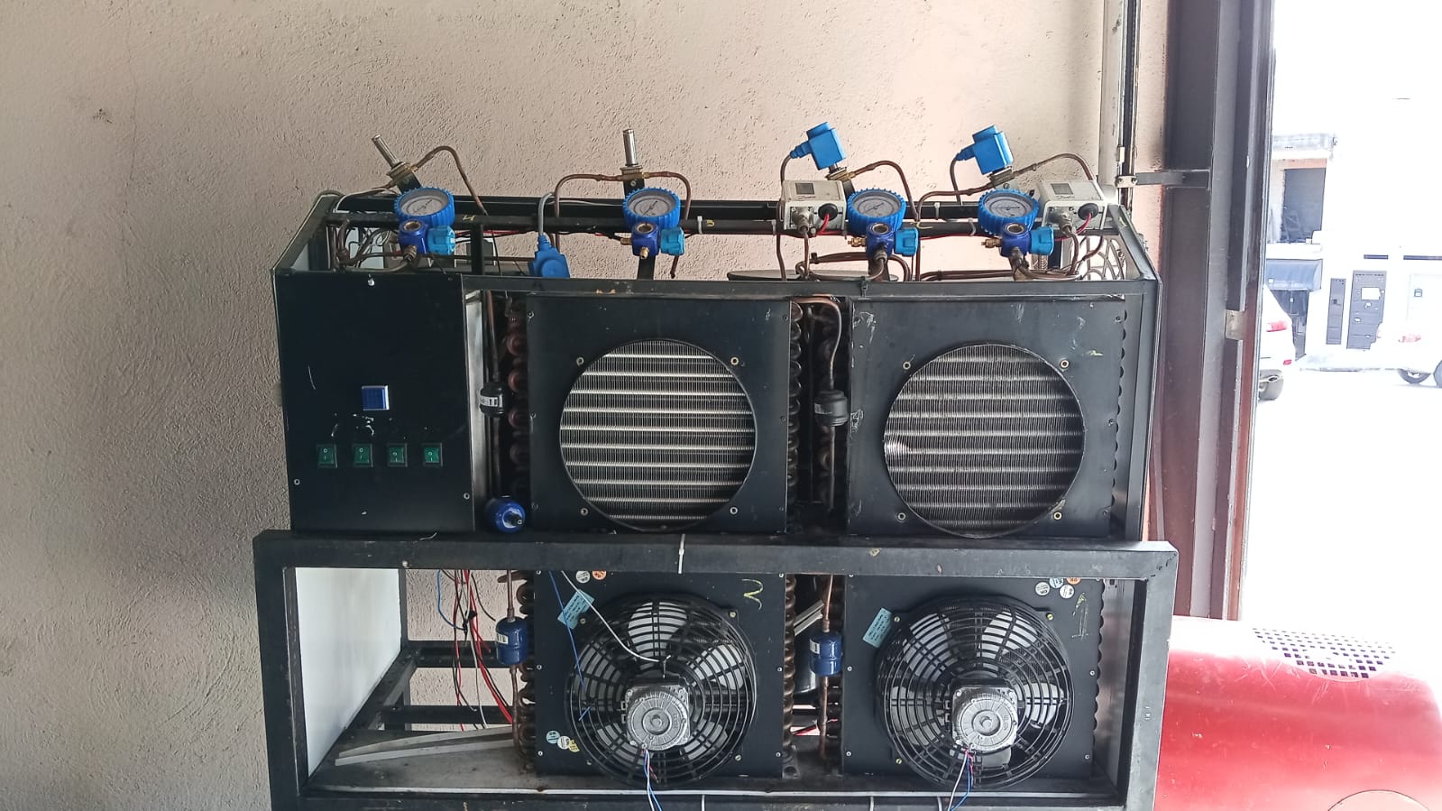 Unidade condensadora de refrigeração comercial